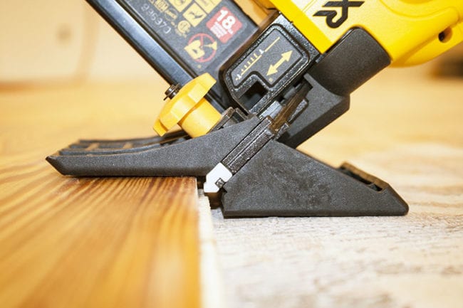 DeWalt 20V 18 Gauge Cordless Flooring Stapler