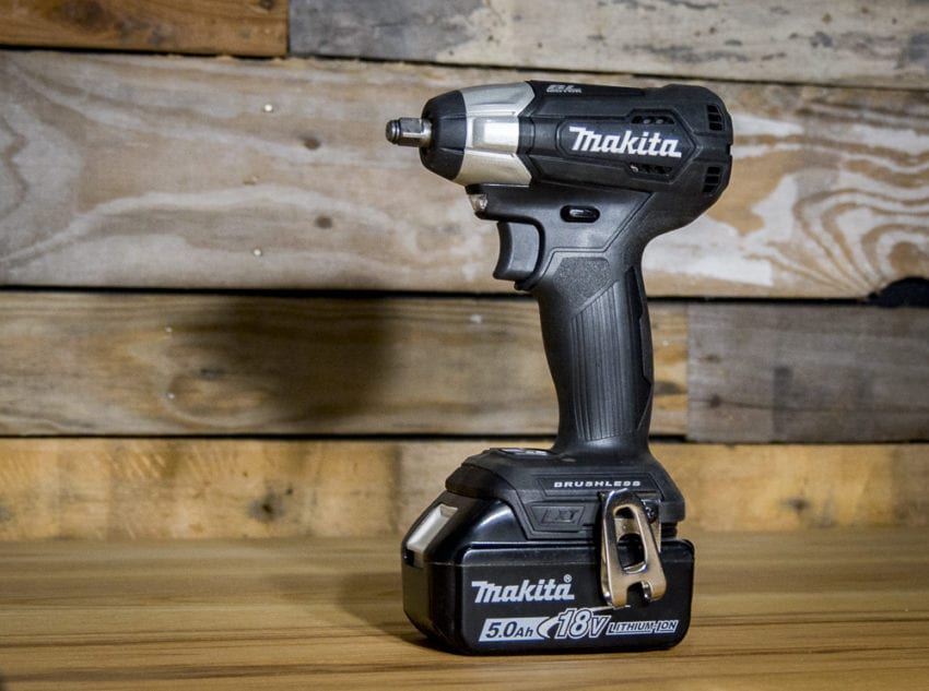 https://www.protoolreviews.com/wp-content/uploads/2018/03/Makita-Sub-Compact-Impact-Wrench-01.jpg