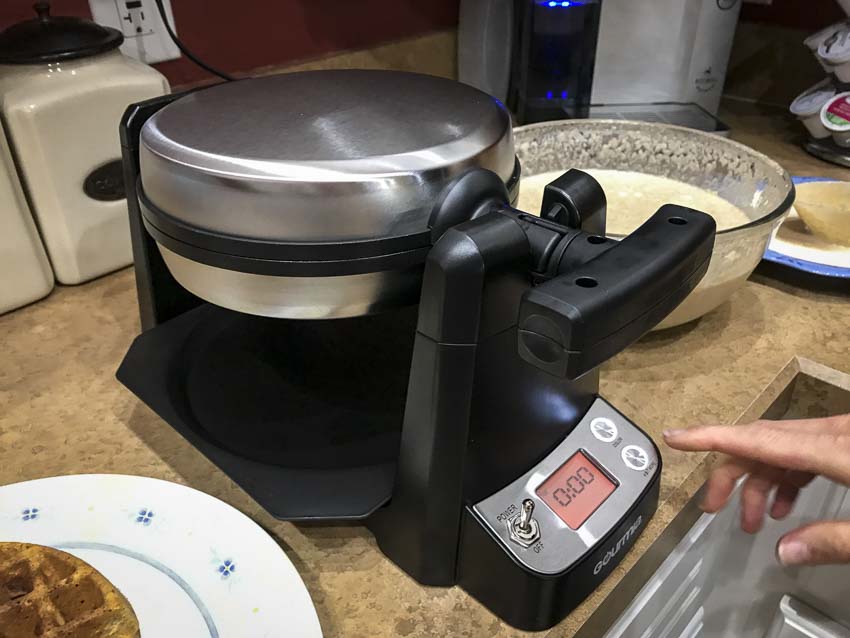 Tools in the Kitchen Gourmia Waffle Maker and Deep Fryer Pro Tool