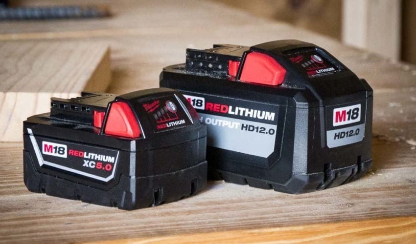 Milwaukee 12.0 Ah High Output Battery 03