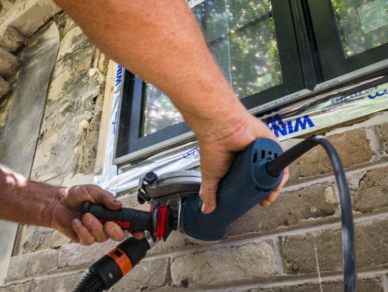 Bosch 5-Inch Angle Grinder with Tuckpointing Guard