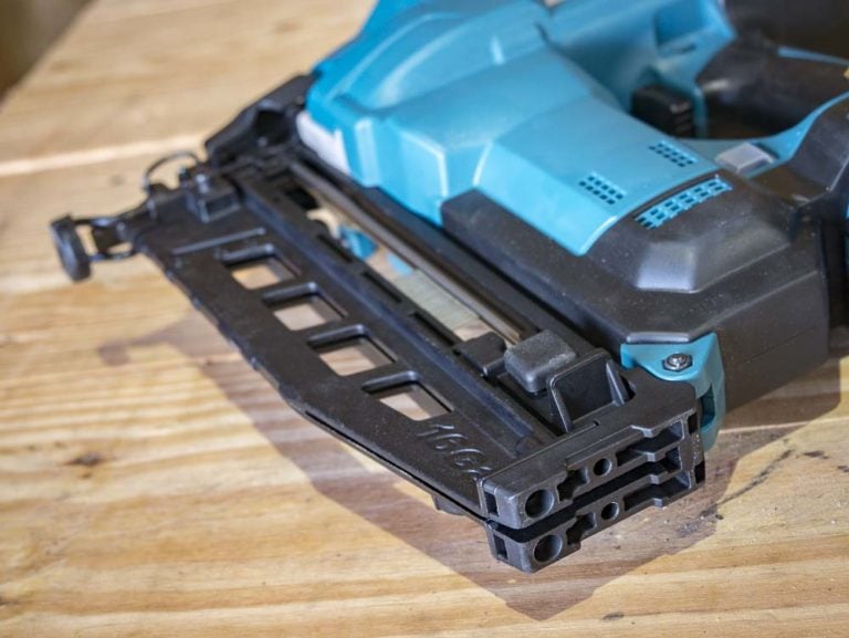 Makita XNB02 16Gauge Cordless Finish Nailer XNB02 Review PTR