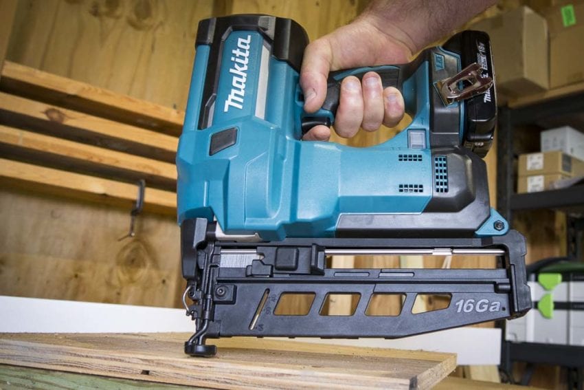 Makita XNB02 16Gauge Cordless Finish Nailer XNB02 Review PTR