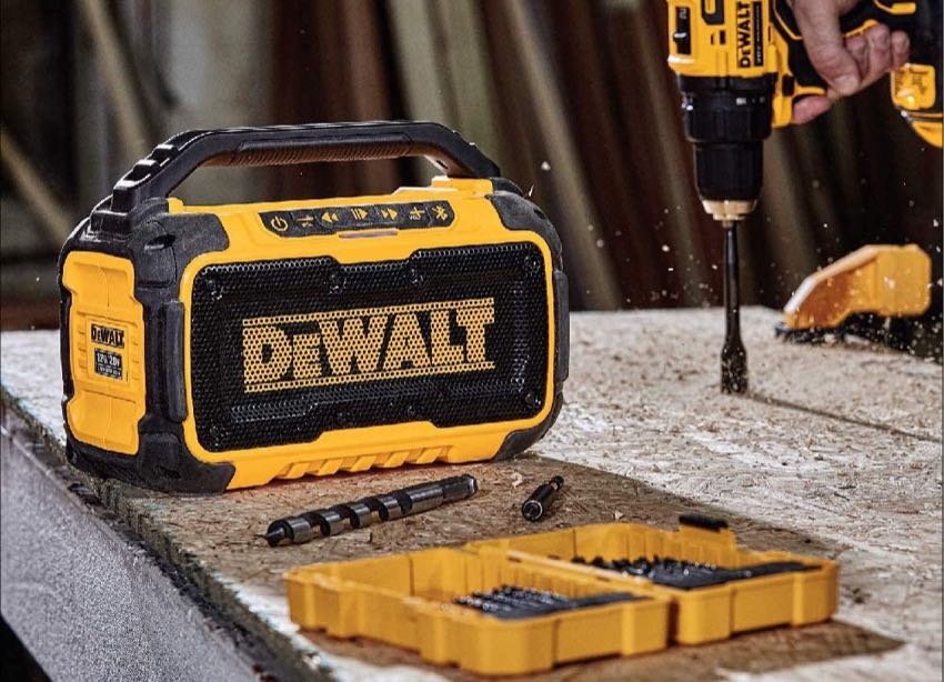 DeWalt 12V 20V Max Bluetooth Speaker DCR010