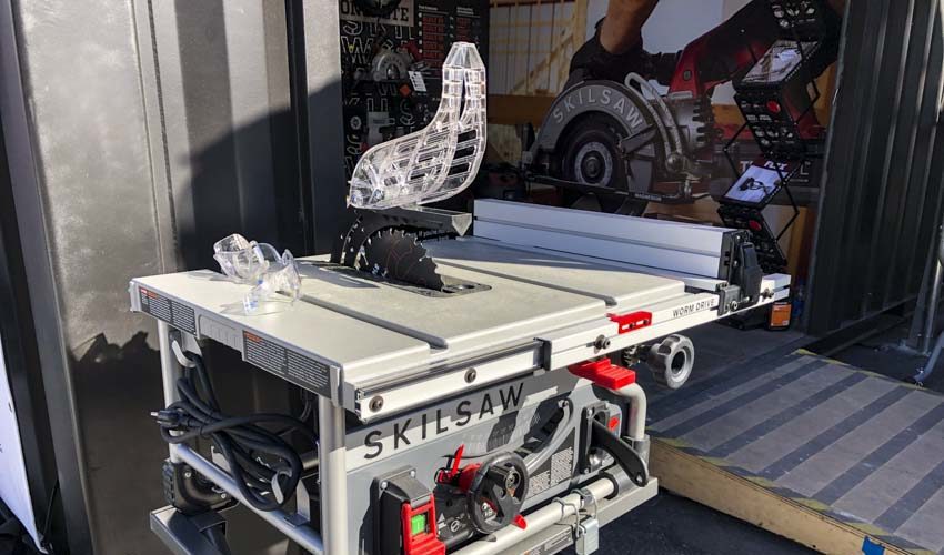Best Skilsaw Tools at World of Concrete 2020 - 8-1/4" Worm Drive Table Saw