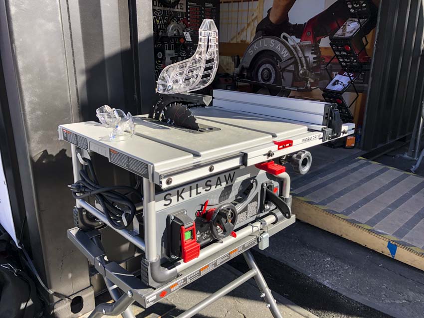 Best Skilsaw Tools at World of Concrete 2020 - 8-1/4" Worm Drive Table Saw