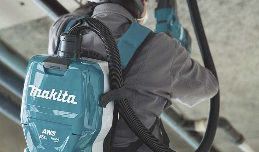 best portable shop vac Makita backpack