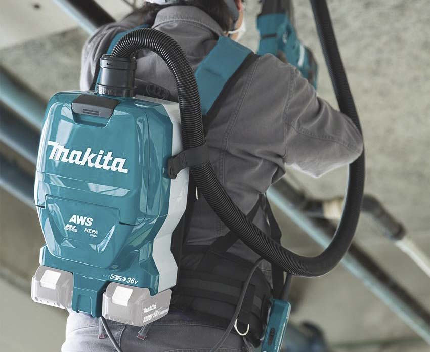 Makita backpack on sale vacuum cleaner