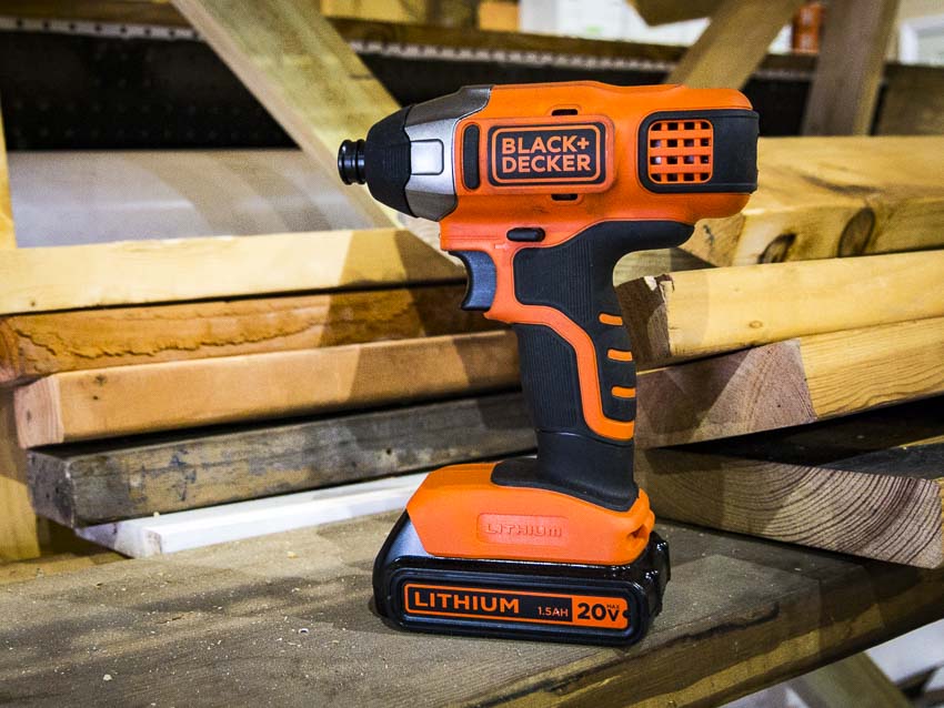 BLACK+DECKER 20V MAX* POWERCONNECT 1/4 in. Cordless Impact Driver Kit  (BDCI20C)