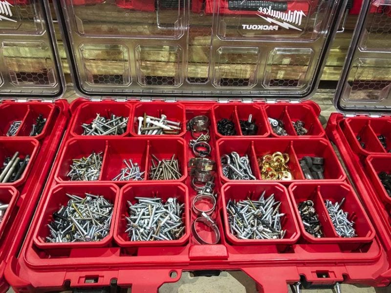 Packout wood screw organization