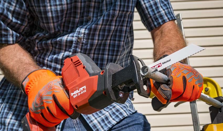Hilti 12V One-Hand Reciprocating Saw SR 2-A12 Review