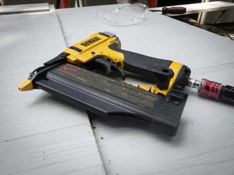 DeWalt DWFP2350 pin nailer