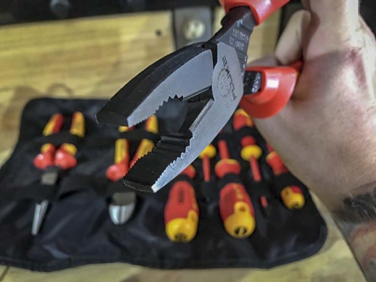 Do I Need to Use Insulated Hand Tools for Electrical Work? - PTR