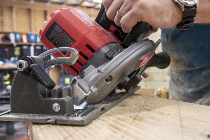 Milwaukee M18 FUEL Rear Handle Circular Saw Hands-On Review