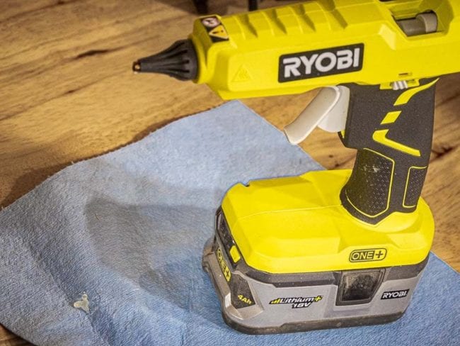 Ryobi Cordless Glue Gun P305 Review - Pro Tool Reviews