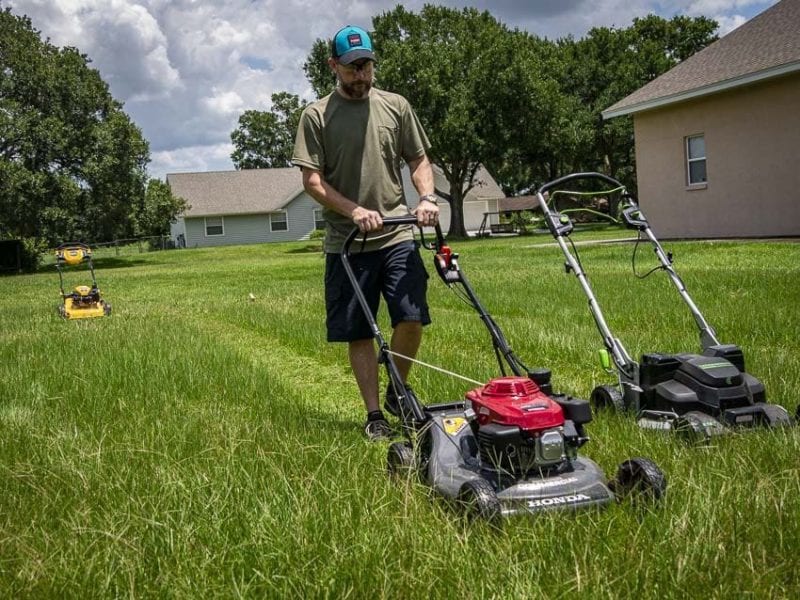 Honda Commercial Lawn Mower Review - HRC216HXA Self-Propelled