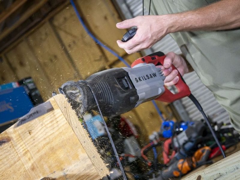 Best Corded Reciprocating Saw for Speed | Skilsaw 15 Amp Buzzkill
