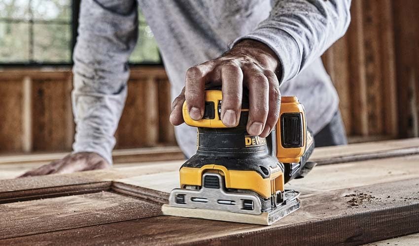 DeWalt 20V Max XR Brushless 1/4 Sheet Sander