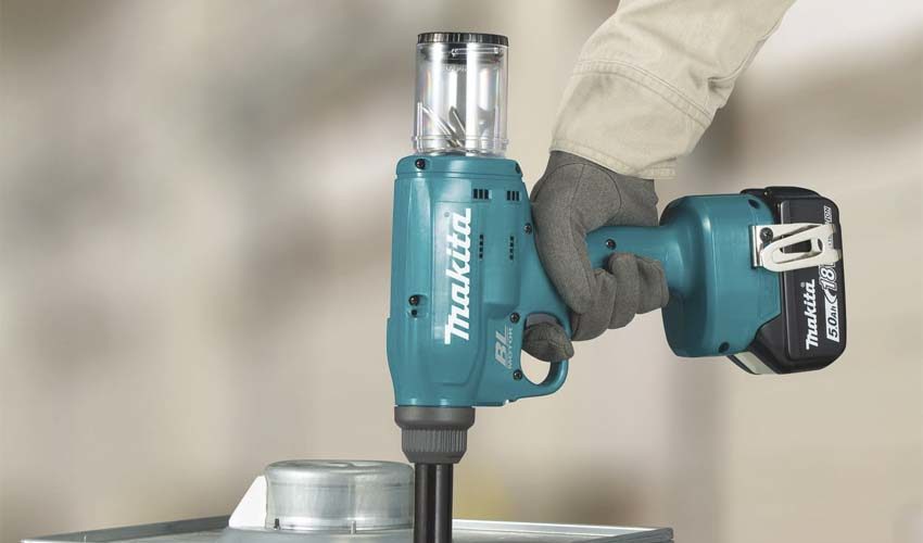 Makita 18V Cordless Rivet Tool: Two Tools with Different Power Levels