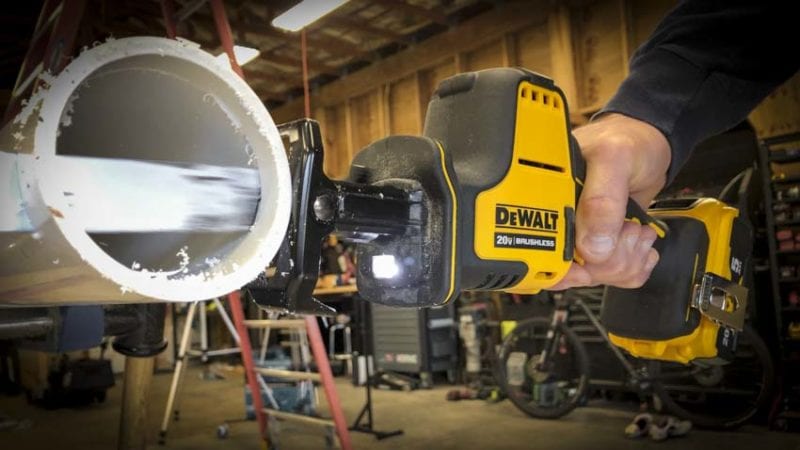 DeWalt Atomic One-Hand Reciprocating Saw PVC Cutting