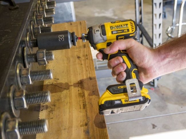 Makita 18V LXT Vs DeWalt 20V Max XR Impact Driver