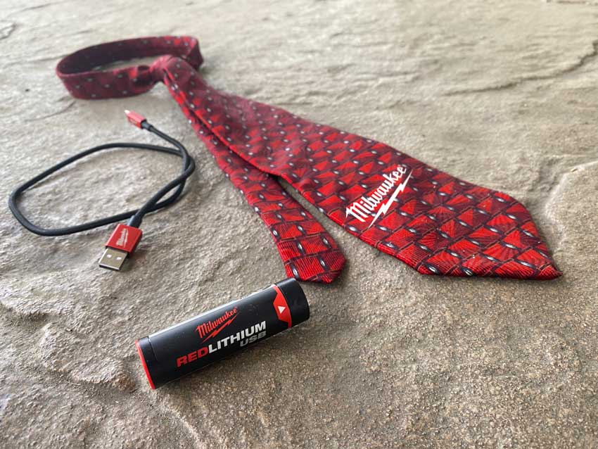 Milwaukee RedLithium USB Heated Tie