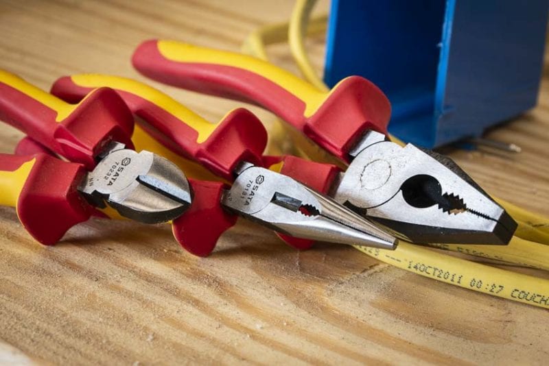 SATA insulated pliers cutters