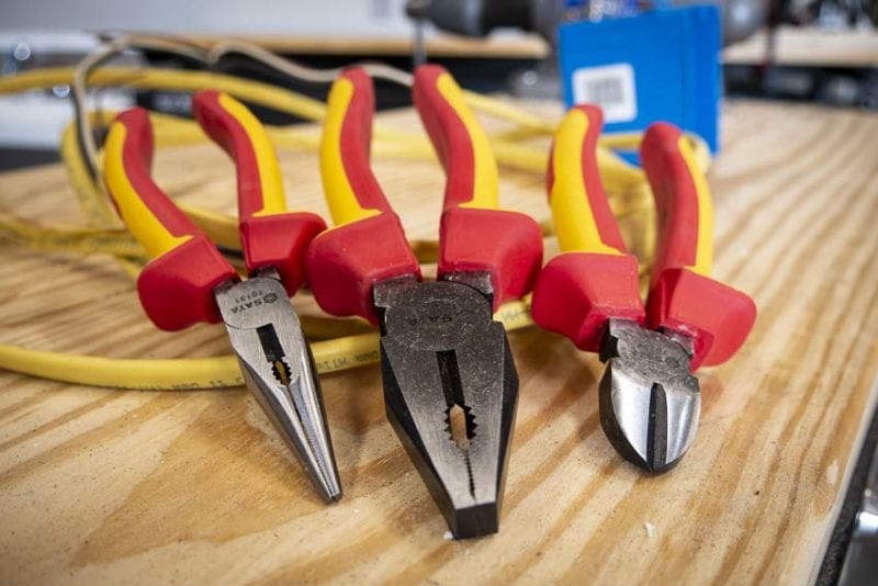 SATA insulated pliers group