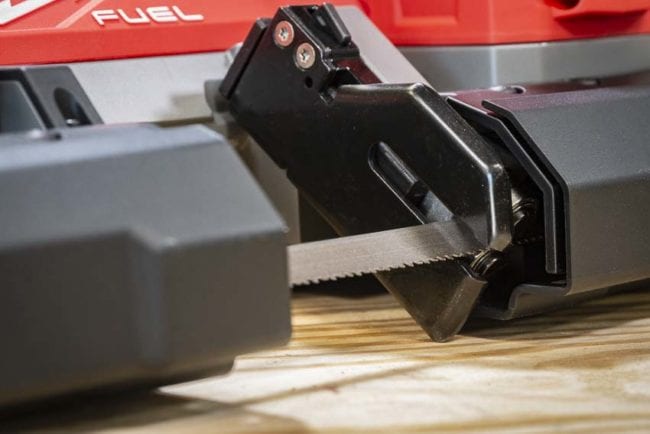 bandsaw tool-free blade shoe