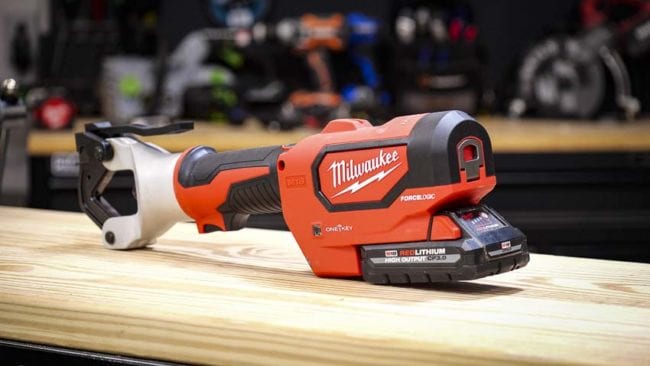 Milwaukee 750 MCM Dieless Crimper beauty