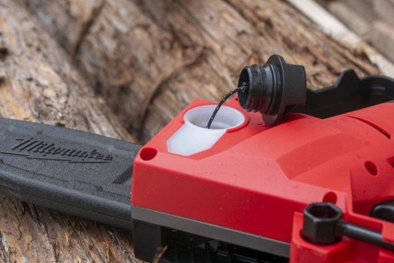 Milwaukee M12 Fuel Hatchet Pruning Saw Review