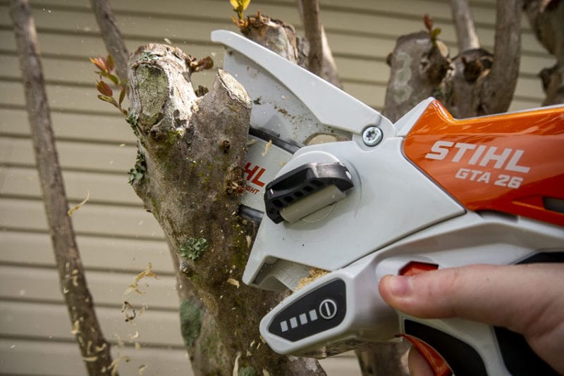 https://www.protoolreviews.com/wp-content/uploads/2020/07/Stihl-GTA-26-Chainsaw-Pruner06-800x534.jpg