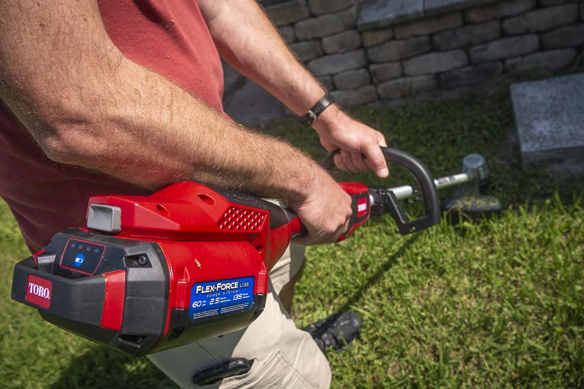 Toro 51836 60V MAX 14/16 Attachment Capable String Trimmer w/ 2.5Ah  Battery & Charger