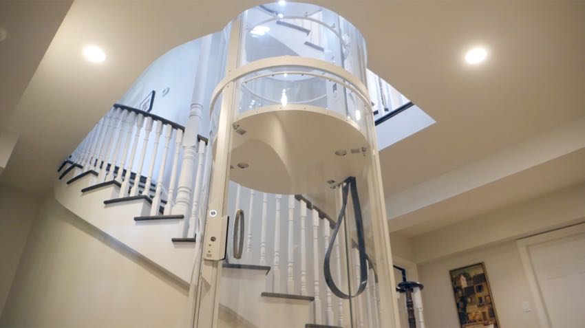 https://www.protoolreviews.com/wp-content/uploads/2020/10/Panoramic-glass-home-elevator.jpg