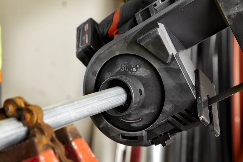 thumbnail interactive-video image 1 of Milwaukee M12 Fuel 2529-20 Compact Band Saw (Bare Tool) – 12V Brushless Portable Saw 1 of 5