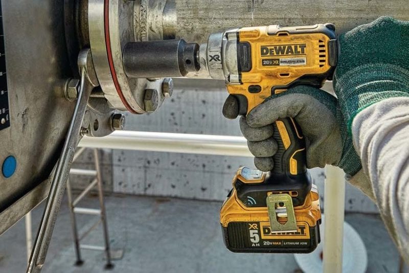 Som assistent Baron Makita Vs DeWalt | Which Brand is Better in 2022? - Pro Tool Reviews