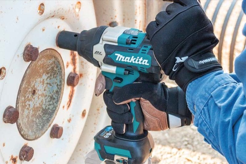 Makita Vs DeWalt | Which Brand is Better 2022? - Pro Tool Reviews