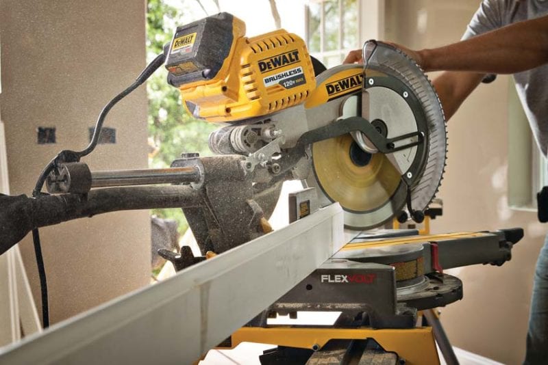 Makita Vs DeWalt | Which Brand is Better 2022? - Pro Tool Reviews