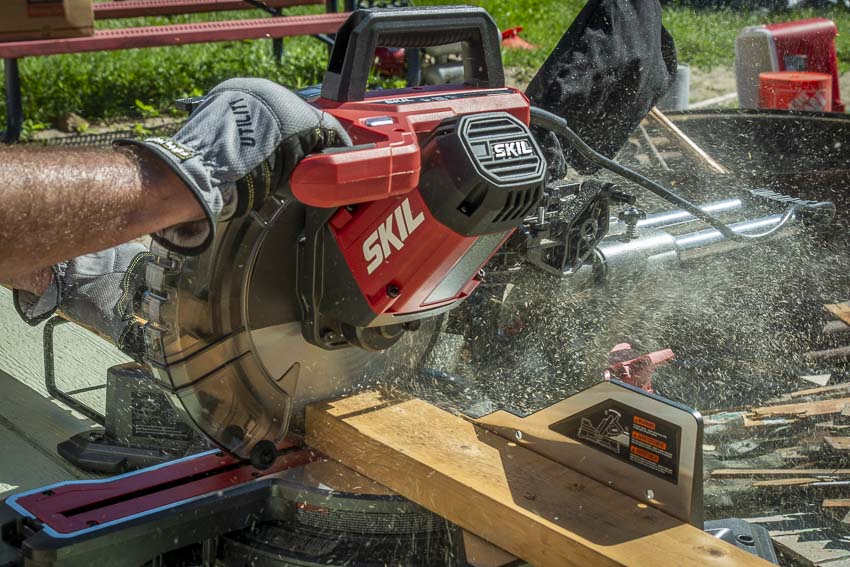 How To Use a Skil 10-inch Miter Saw