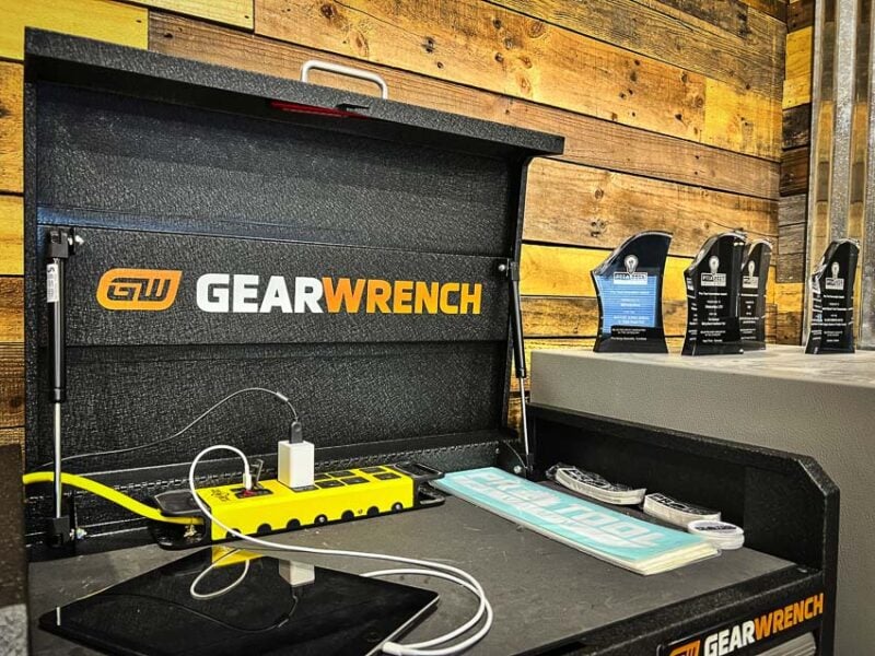 GearWrench GSX Series Rolling Tool Cabinet