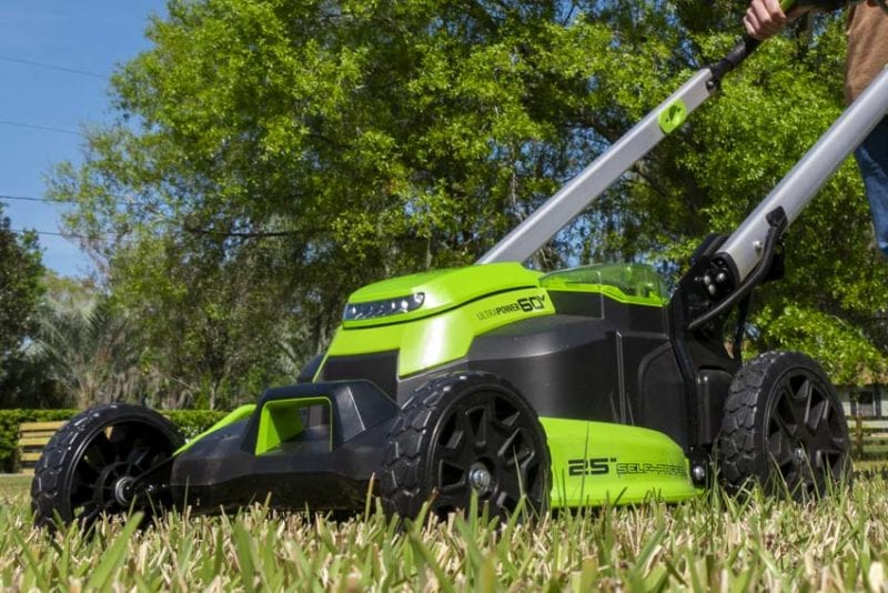 Greenworks Pro 60V 25-Inch Self-Propelled Lawn Mower Review