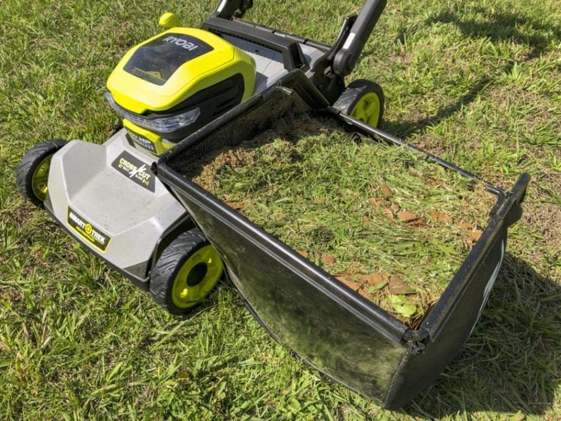 Ryobi 40V HP Lawn Mower Bagging