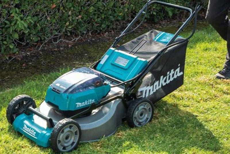 XML07 push mower with steel deck