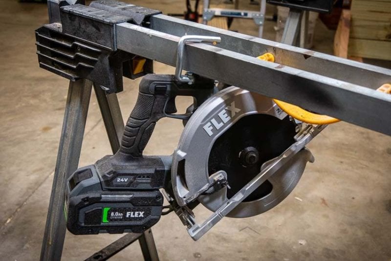 Flex 24V Brushless Cordless 7 1/4" Circular Saw Review 6 Flex 24V Circular Saw Rafter Hook