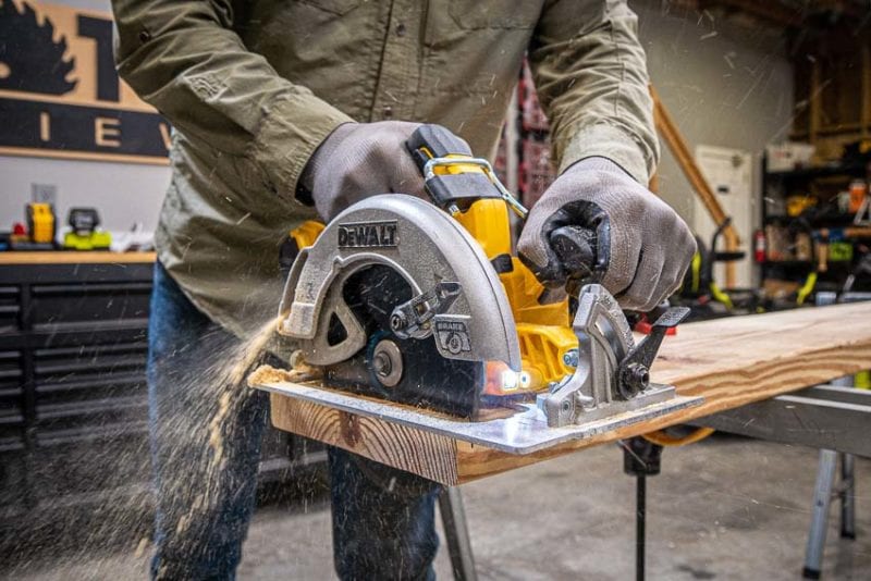 DeWalt 20V Max Power Detect Circular Saw Review DCS574 - PTR