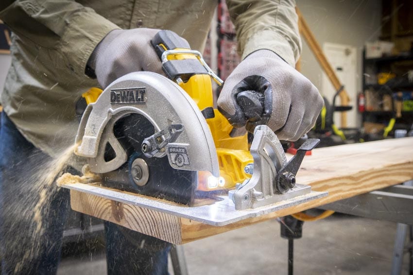 DeWalt 20V Max Power Detect Circular Saw Review DCS574 - PTR