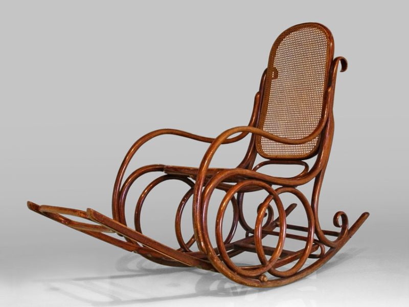 Rocking Chair made of Circles and arcs