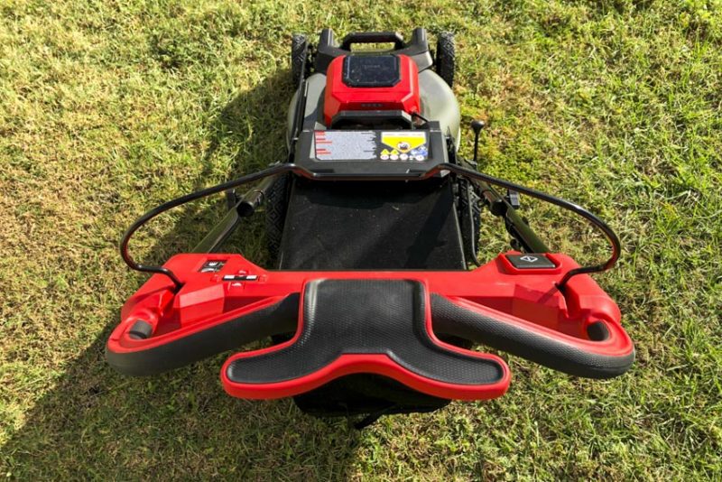 Milwaukee M18 Fuel Self-Propelled Lawn Mower Controls