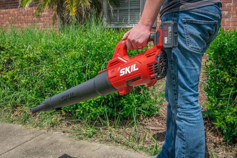 Skil 20V Blower Size