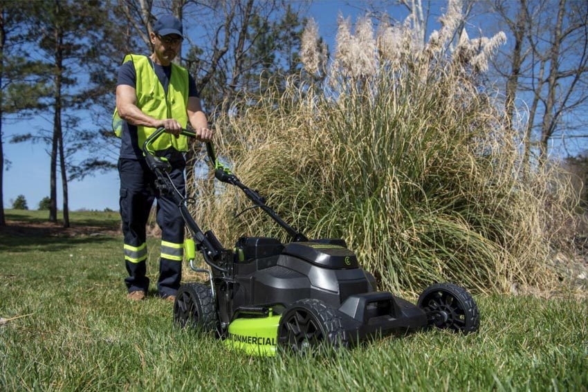 Greenworks Commercial Lawn Care Equipment